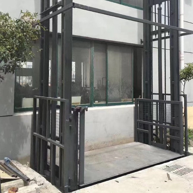 黔南5吨室外升降货梯
